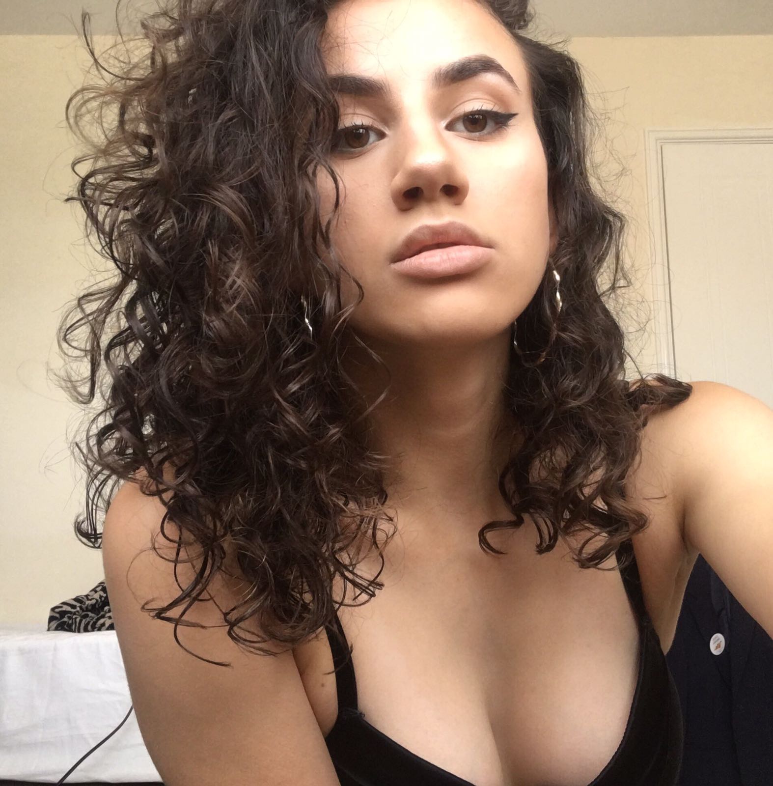 Curly - 3.jpg